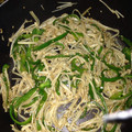 akubi0903's cooksnap of when they made えのきとピーマンのごま油炒め.