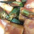 そこらへんの迷子's cooksnap of when they made 厚揚げとおくらのトマポン炒め.