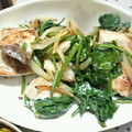 やすらー's cooksnap of when they made ブリとほうれん草と玉葱のマヨネーズ焼き.