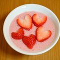 つちかな's cooksnap of when they made 苺で✿桜✿の飾り切り.