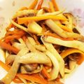 Ri Sa's cooksnap of when they made 人参とエリンギのバルサミコきんぴら.