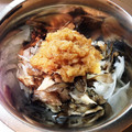 ねじまきどり０１０３'s cooksnap of when they made きのこと新玉ねぎのおろしサラダ.