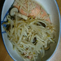 マウアー's cooksnap of when they made 塩じゃけときのこの蒸し焼き.