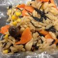 Walnut1107's cooksnap of when they made 麺つゆで簡単炊き込みご飯.