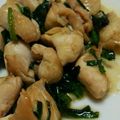 おぉかっちょ's cooksnap of when they made 鶏ももとニラのチーズ炒め.