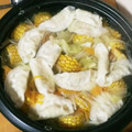 ももまろん♪'s cooksnap of when they made とうもろこしと水餃子と白菜鍋.