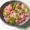 くま・ごろう's cooksnap of when they made 春ご飯！桜色の空豆炊き込みご飯.