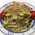 guri525's cooksnap of when they made もやしときゅうりの和え物.