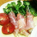 まこ太郎くん's cooksnap of when they made ✿生ハムとチーズのかいわれ巻き✿.