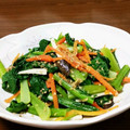 クックGUHTI0☆'s cooksnap of when they made 簡単♪美味しい小松菜のめんつゆゴマ和え♪.