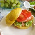 ぽんぽん堂's cooksnap of when they made 鶏の竜田揚げバーガー用のバンズ.