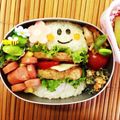 花と虎's cooksnap of when they made ごはんでハンバーガーのお弁当：キャラ弁.