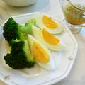 Hirarinn☆'s cooksnap of when they made 食材2つ☆ブロッコリーとゆで卵のサラダ.