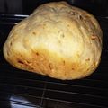 NKTNMMK's cooksnap of when they made HBで☆オリーブオイルとゴマの食パン.