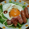 ソラねこ22's cooksnap of when they made 簡単すぎ♪ベーコンエッグ丼.