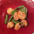 xoxo♥'s cooksnap of when they made 炒めて絡める、エビといんげんのオイマヨ☆.