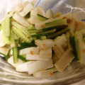 とちもか's cooksnap of when they made きゅうりとはんぺんの梅和え.