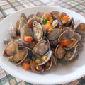 よちりん's cooksnap of when they made 彩り野菜とあさりの酒蒸し。フライパンで.
