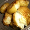 naru＊café's cooksnap of when they made 新じゃがのバターガーリック炒め.