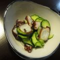 ☆Rokko☆'s cooksnap of when they made 母の味★タコとキュウリの酢の物.