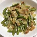 もこU・x・U's cooksnap of when they made ✧絹さやとベーコン炒め✧.