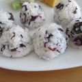daikanon's cooksnap of when they made 梅干しと一緒につけた赤じそのおにぎり.