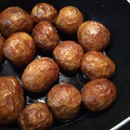 カ\ぉﾘんご's cooksnap of when they made 新ジャガイモの揚げ煮.