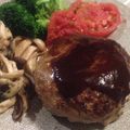 ひま☆まま's cooksnap of when they made シンプル✿基本のハンバーグ♡.