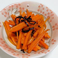 jun8453's cooksnap of when they made 手間いらず！人参の塩昆布炒め♪.