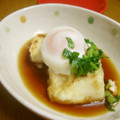 もこりこ's cooksnap of when they made 揚げだし豆腐に温泉卵をとろーり.