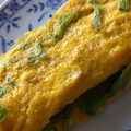 kami_yu's cooksnap of when they made お弁当のおかずに☆キヌサヤの出し巻き卵☆.