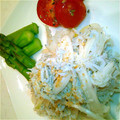 ｡りんご。's cooksnap of when they made 新玉ねぎときゅうりとしらすのサラダ.