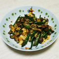 いぬっちゃん's cooksnap of when they made 簡単！アスパラガスの中華風卵とじ.