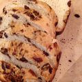 1035's cooksnap of when they made たっぷりが嬉しい♪レーズン食パン.