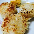 momocomoco's cooksnap of when they made 簡単、フライパンで焼きおにぎり.