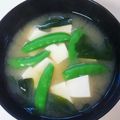 taako1552's cooksnap of when they made 旬★【スナップえんどうと豆腐の味噌汁】.