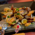 ruruchirin's cooksnap of when they made 簡単♫あさりバターの白ワイン蒸し.