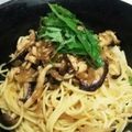 よう☆４４'s cooksnap of when they made あり合わせ茸のバター醤油パスタ.