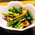 yukako0428's cooksnap of when they made にんにくの芽としめじの超簡単炒め物.