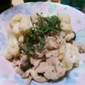 ﾁｮﾎﾞﾋﾟ's cooksnap of when they made カリフラワーシメジ豚肉のにんにくマヨ炒め.