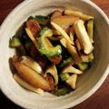 twママ's cooksnap of when they made ゴーヤとさつま揚げのオイスター炒め.