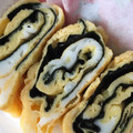 うえ乃's cooksnap of when they made お弁当に♡海苔で卵焼き.