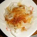 もりのりころ's cooksnap of when they made 新たまねぎ おかかがけ.