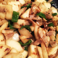 Ami32's cooksnap of when they made まるごとカブとベーコンの炒め物.
