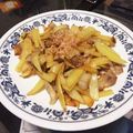 yuliton's cooksnap of when they made じゃがいもと豚肉の炒め物.
