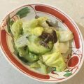 Yooboo's cooksnap of when they made 干し梅とキュウリ、レタスの浅漬け風.