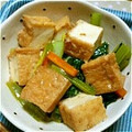 ゆずっこmama's cooksnap of when they made 母の味♪ 厚揚げと小松菜の炒め煮✿.