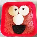 おーみゆき's cooksnap of when they made ＊キャラ弁＊ペタペタエルモ弁当.
