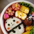 mii5kids's cooksnap of when they made キャラ弁☆赤いウィンナーのお花☆お弁当☆.
