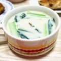yuka119's cooksnap of when they made ほっこり♪小松菜の豆乳コンソメスープ.